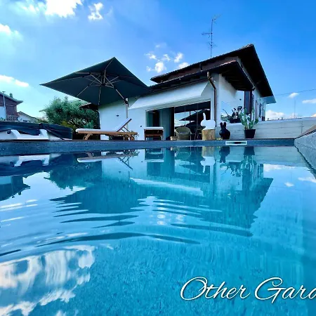 Panzió Other Garden - Luxury Rho