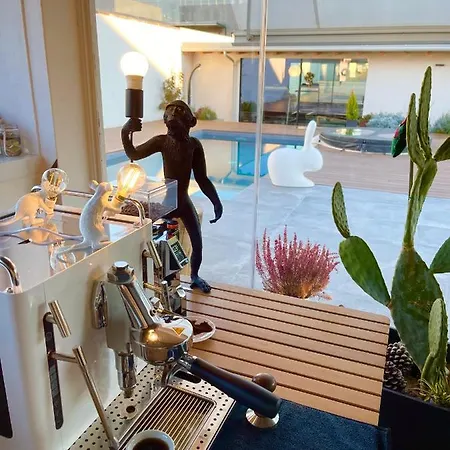 Other Garden - Luxury Panzió